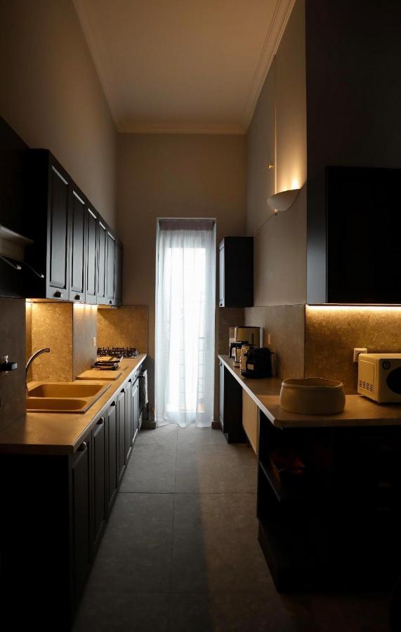 Thiseas Luxury Apartment เอเธนส์ ภายนอก รูปภาพ