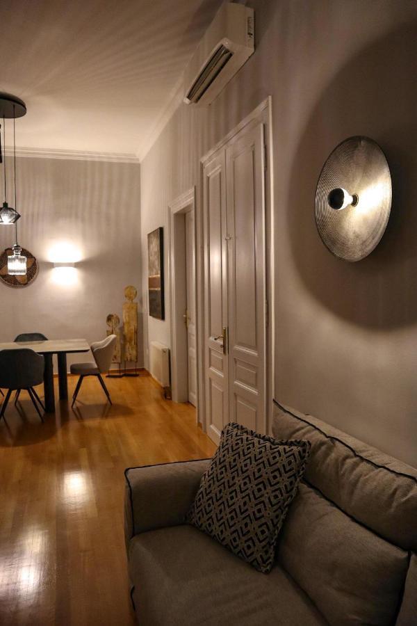 Thiseas Luxury Apartment เอเธนส์ ภายนอก รูปภาพ